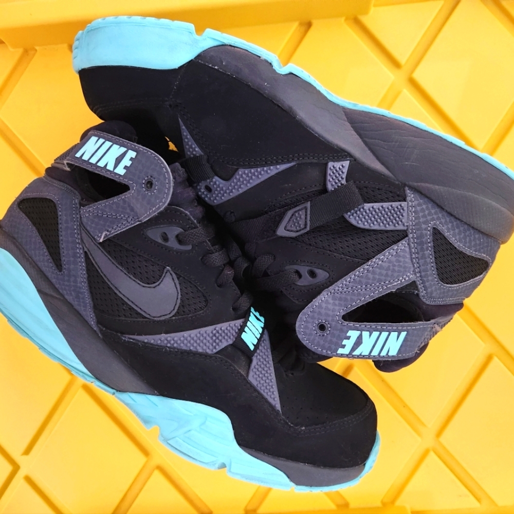 Nike Air Trainer Max 91 size 12 mens black and mint green